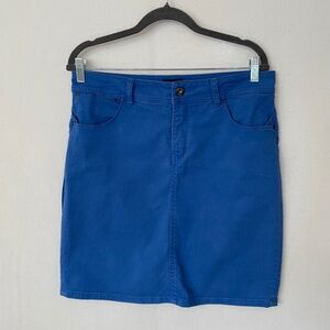 CB CHRISTOPHER BLUE Women's Size 12 Blue 5 Pocket Jeans Style Mini Skirt